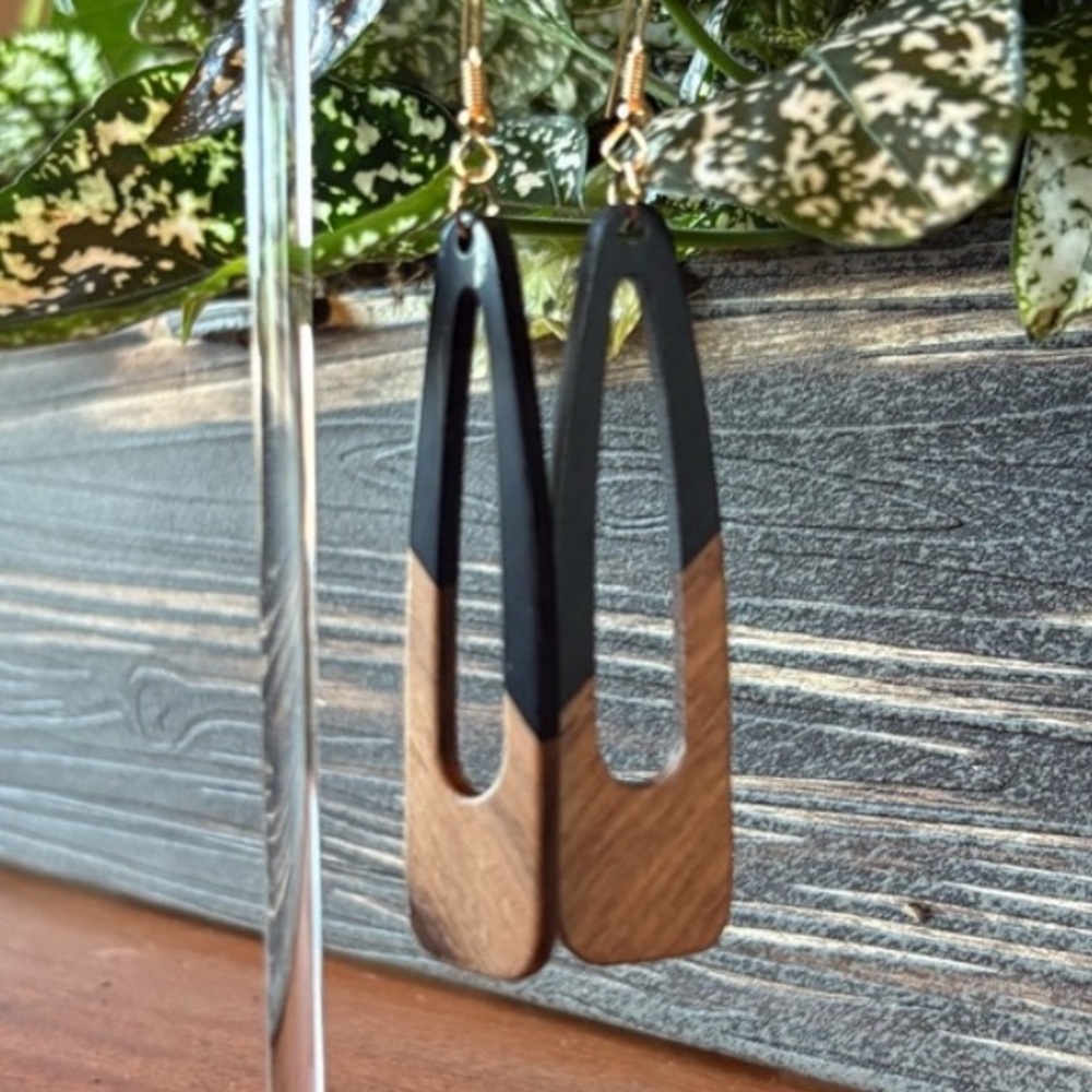 ♥️💖 Wood & Resin Earrings Black Brown Gold Boho NWT